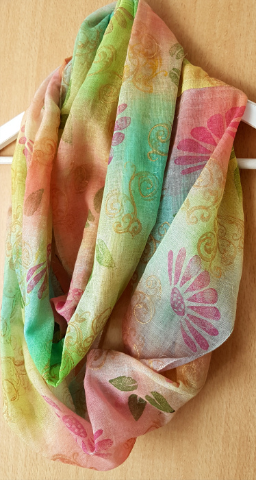 Selbstgefärbt: ein Frühlingsschal – Handdyed: a Scarf for&nbsp;Spring